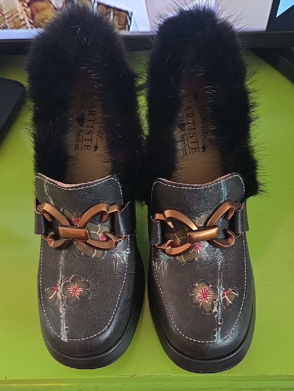 L'ARTISTE Black Floral Hand Painted Fur-Trim Loafers with Gold Hardware/EU 38